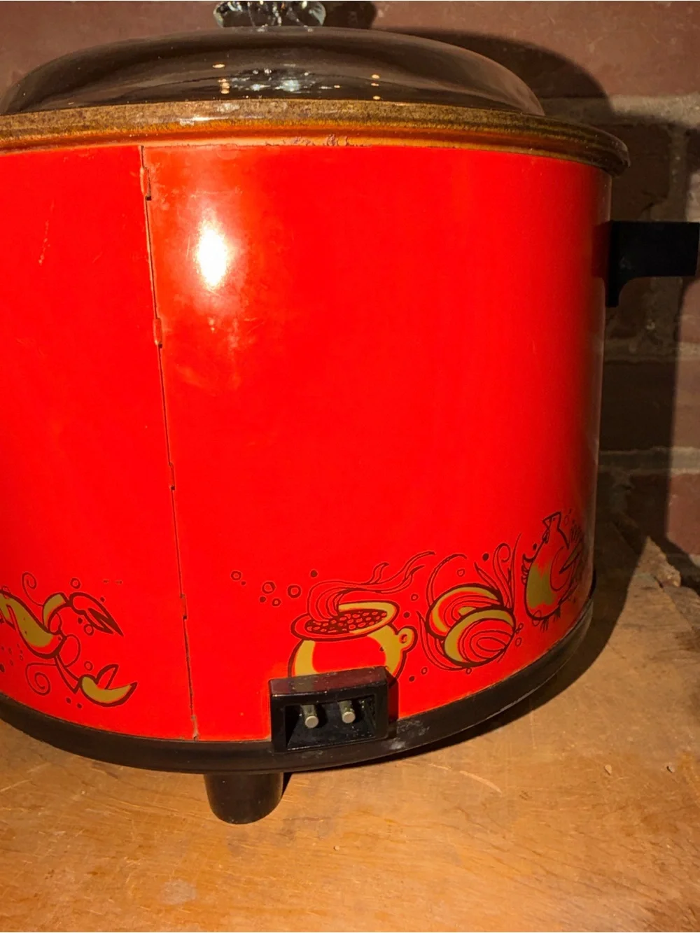Crock-Pot Red Slow Cooker Vintage Spice Design 70s Kitchenware Rival